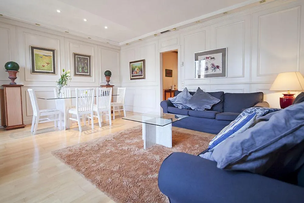 Aspasios Gran Via Suites Barcelona