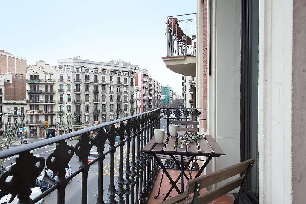Aspasios Gran Via Suites Барселона Испания