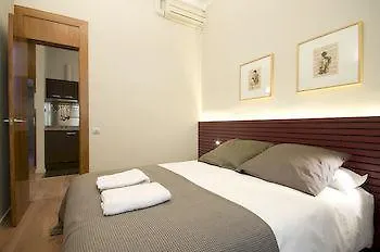 Aspasios Gran Via Suites Барселона 0*,