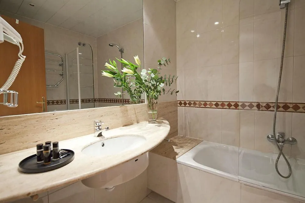 Aspasios Gran Via Suites Барселона