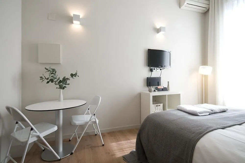 Aspasios Gran Via Suites Барселона Апартаменты